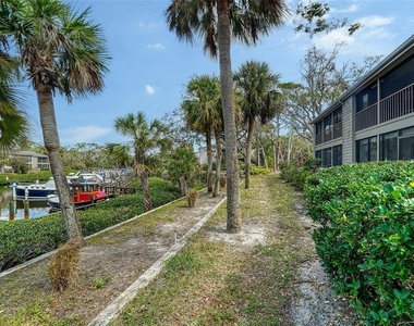 1601 Pelican Point Drive - Photo Thumbnail 31