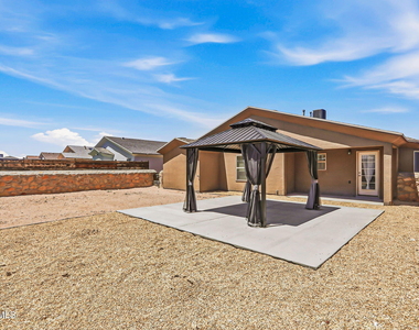 14844 Tierra Tencha Court - Photo Thumbnail 32
