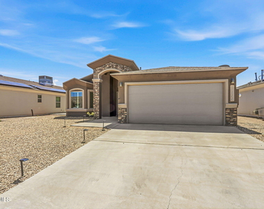 14844 Tierra Tencha Court - Photo Thumbnail 4
