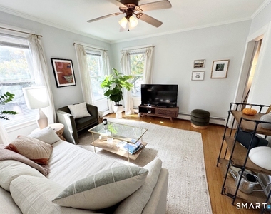 73 Lawrence Street - Photo Thumbnail 1