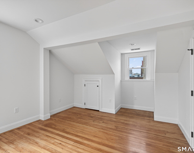 138 Bank Street - Photo Thumbnail 15