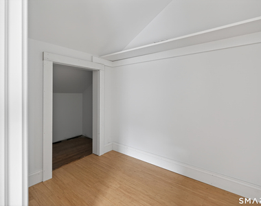 138 Bank Street - Photo Thumbnail 17