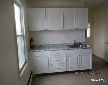 1720 East Main Street - Photo Thumbnail 3