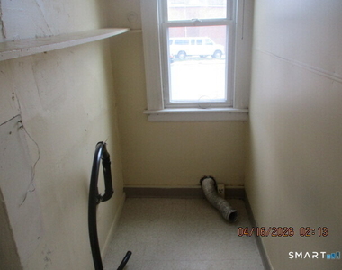 1720 Main Street - Photo Thumbnail 9