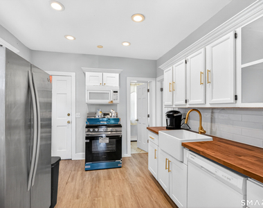 380 Gurdon Street - Photo Thumbnail 1