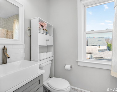 380 Gurdon Street - Photo Thumbnail 5
