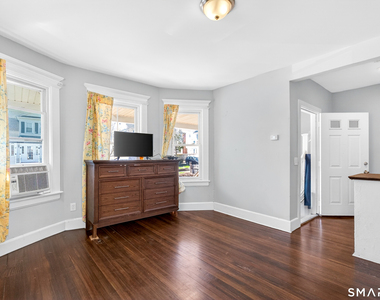 380 Gurdon Street - Photo Thumbnail 4