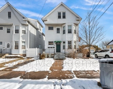 121 2nd Avenue - Photo Thumbnail 1