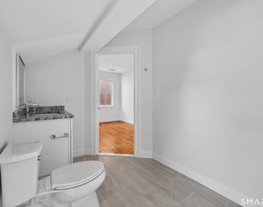 138 Bank Street - Photo Thumbnail 17