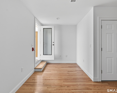 138 Bank Street - Photo Thumbnail 10
