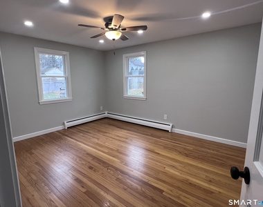 65 Roseville Street - Photo Thumbnail 12