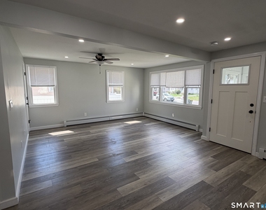 65 Roseville Street - Photo Thumbnail 4