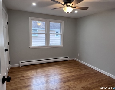 65 Roseville Street - Photo Thumbnail 11