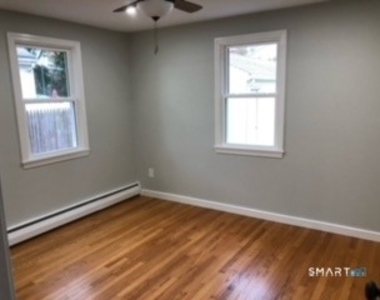 65 Roseville Street - Photo Thumbnail 21