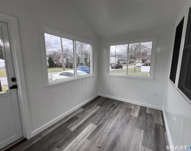 65 Roseville Street - Photo Thumbnail 3