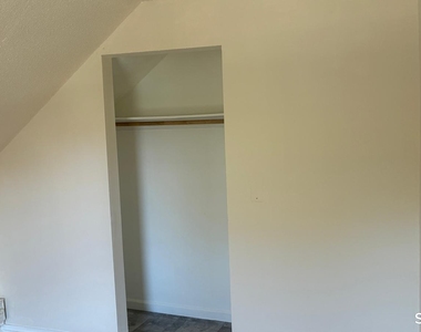 54 North Avenue - Photo Thumbnail 9