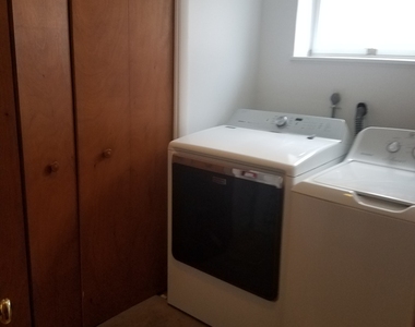 72 Maple Tree Avenue - Photo Thumbnail 9