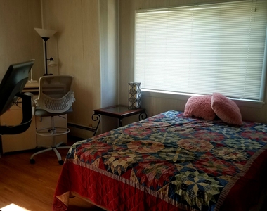 72 Maple Tree Avenue - Photo Thumbnail 14