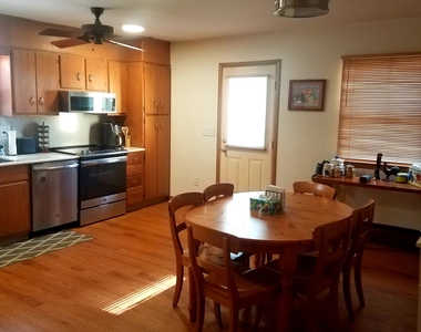 72 Maple Tree Avenue - Photo Thumbnail 5