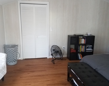 72 Maple Tree Avenue - Photo Thumbnail 17