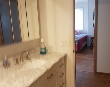 72 Maple Tree Avenue - Photo Thumbnail 8