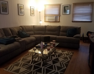 72 Maple Tree Avenue - Photo Thumbnail 3