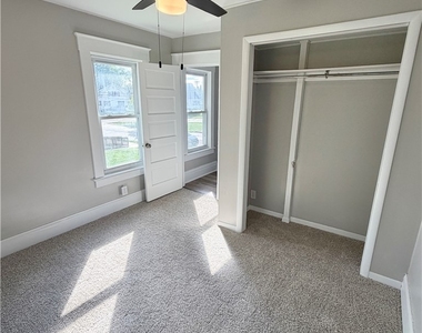 422 Glen Ave - Photo Thumbnail 19