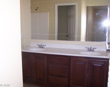 6045 Aripeka Street - Photo Thumbnail 11