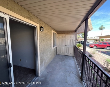 5229 Indian River Drive - Photo Thumbnail 8