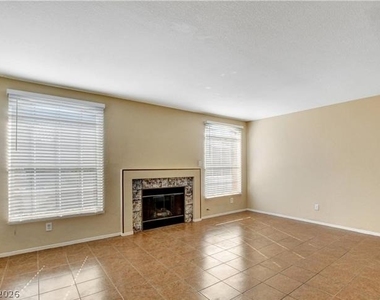 8456 Indigo Sky Avenue - Photo Thumbnail 2