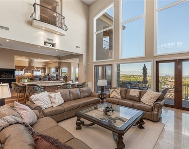1520 Macdonald Ranch Drive - Photo Thumbnail 20