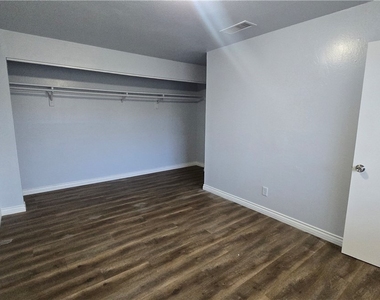 716 N 11th Street - Photo Thumbnail 9