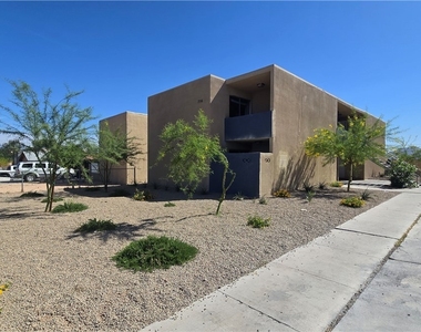 716 N 11th Street - Photo Thumbnail 1