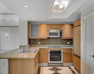 322 Karen Avenue - Photo Thumbnail 9