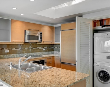 322 Karen Avenue - Photo Thumbnail 8