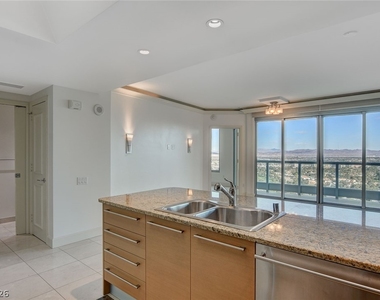322 Karen Avenue - Photo Thumbnail 12