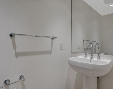 322 Karen Avenue - Photo Thumbnail 13
