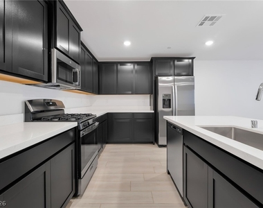 146 Sul Ponticello Avenue - Photo Thumbnail 7