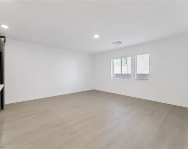 146 Sul Ponticello Avenue - Photo Thumbnail 4