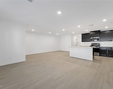 146 Sul Ponticello Avenue - Photo Thumbnail 5