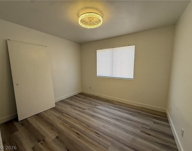 2980 Juniper Hills Boulevard - Photo Thumbnail 9