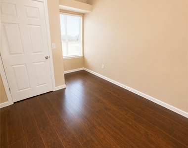 8425 Running Deer Avenue - Photo Thumbnail 8
