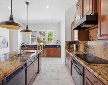 1409 Chambolle Court - Photo Thumbnail 14