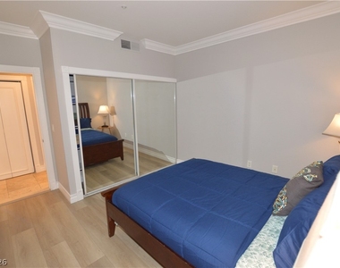 270 E Flamingo Road - Photo Thumbnail 17