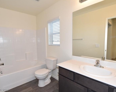 4135 Chamisa Cove Street - Photo Thumbnail 14