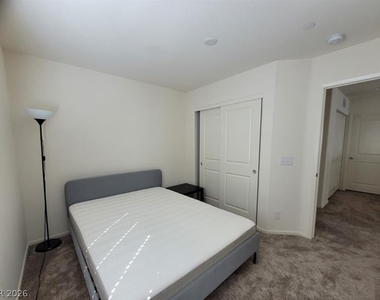 4135 Chamisa Cove Street - Photo Thumbnail 15