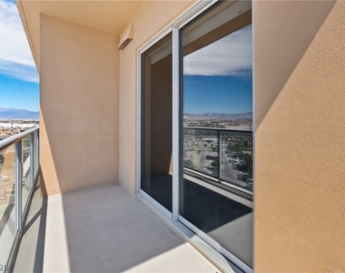 8255 Las Vegas Boulevard - Photo Thumbnail 27