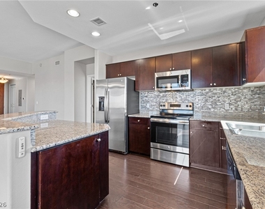 8255 Las Vegas Boulevard - Photo Thumbnail 5