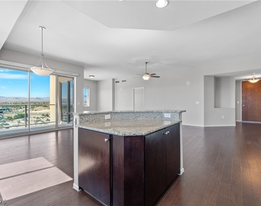 8255 Las Vegas Boulevard - Photo Thumbnail 3