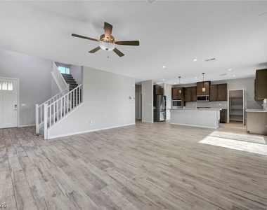 7447 Ardenno Street - Photo Thumbnail 11